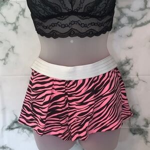 Pink & Black Zebra Large Shorts Athletic/ Sleep Short women's large L 11-13